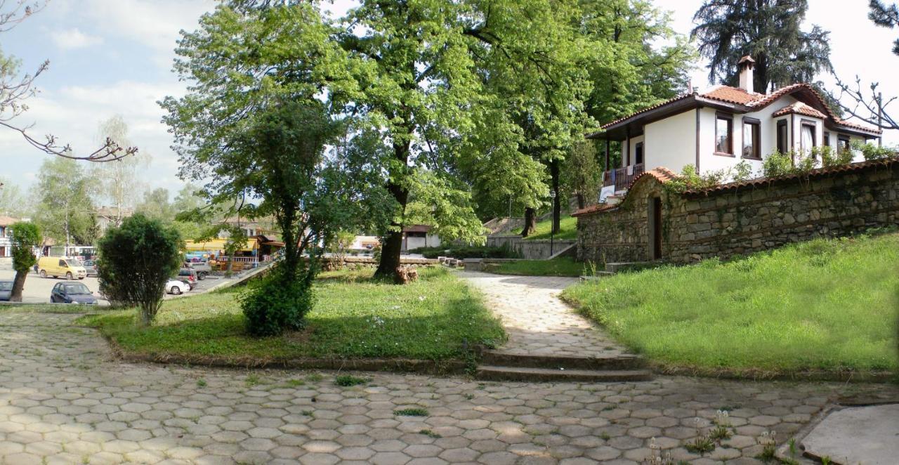 Гостоприемница Георги Kalofer Bagian luar foto